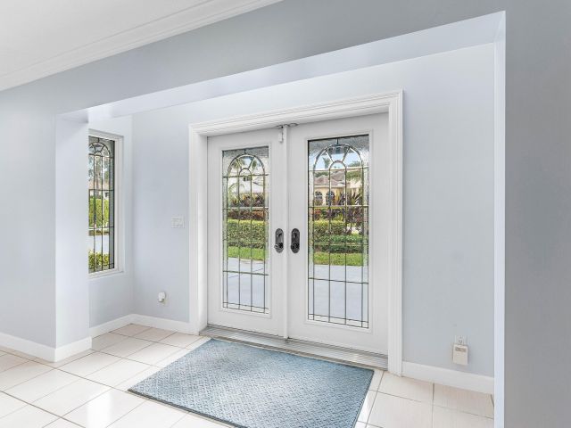 Home for rent at 2041 Thatch Palm Drive - photo 6913369