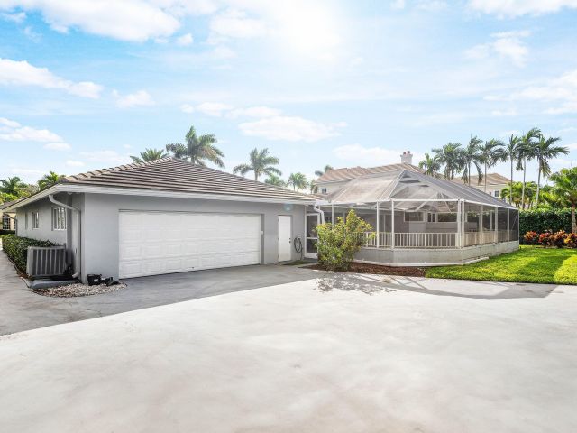 Home for rent at 2041 Thatch Palm Drive - photo 6913370