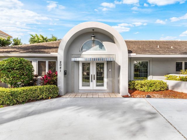 Home for rent at 2041 Thatch Palm Drive - photo 6913371