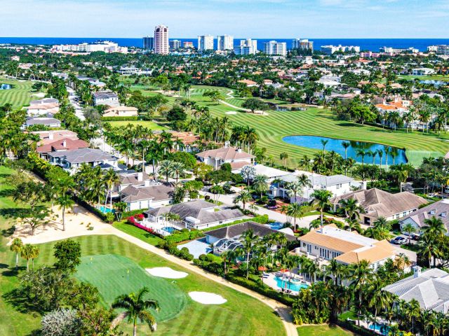 Home for rent at 2041 Thatch Palm Drive - photo 6913375