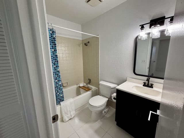 Home for rent at 9976 Liberty Rd - photo 6919730