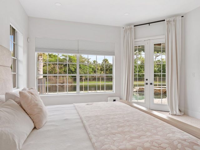 Home for sale at 1100 SW 21st Avenue - photo 6914997