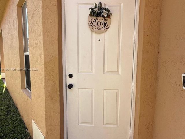 3-bedroom home for rent in Homestead - 2221 NE 37th Ter 0 - MondialRealty