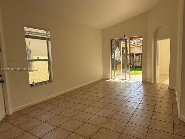 3-bedroom home for rent in Homestead - 2221 NE 37th Ter 0 - MondialRealty