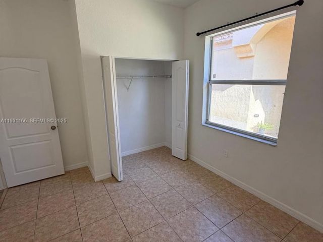 3-bedroom home for rent in Homestead - 2221 NE 37th Ter 0 - MondialRealty