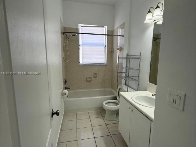 3-bedroom home for rent in Homestead - 2221 NE 37th Ter 0 - MondialRealty