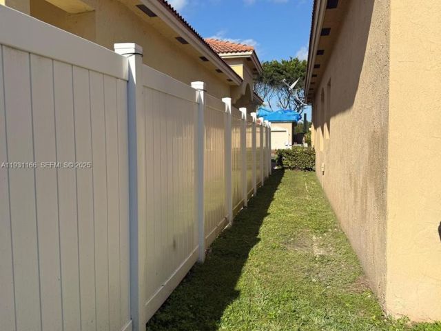 3-bedroom home for rent in Homestead - 2221 NE 37th Ter 0 - MondialRealty