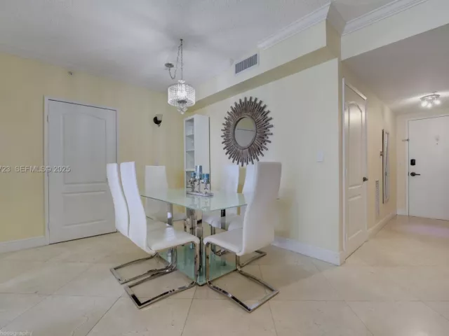2-bedroom condo for sale in Sunny Isles Beach - 17555 Atlantic Blvd 1205 - MondialRealty