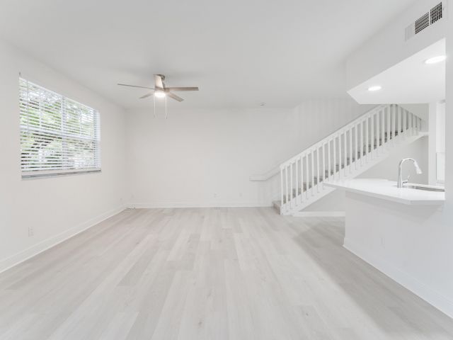 Home for rent at 20889 Saint Andrews Boulevard - photo 6905329