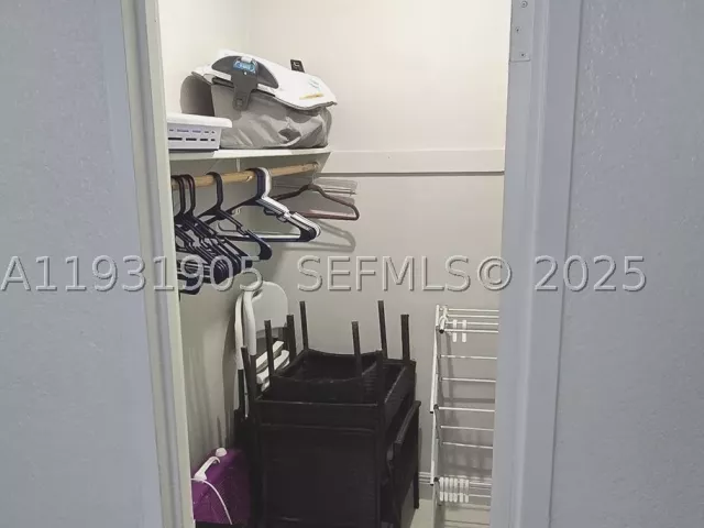 2-bedroom condo for rent in Hollywood - 4001 S Ocean Dr 4J - MondialRealty