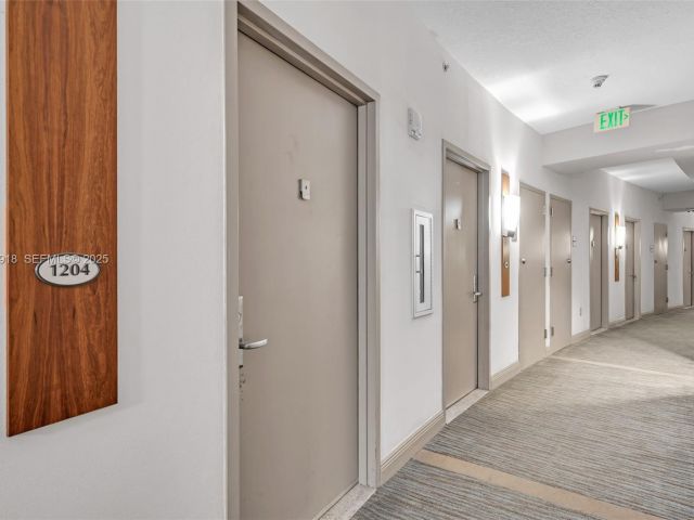 condo for sale in Miami - 1750 N Bayshore Dr 1204 - MondialRealty