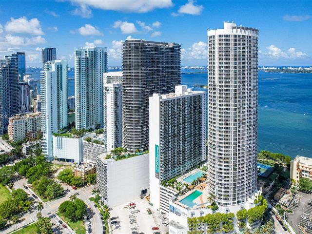 condo for rent in Miami - 1750 N Bayshore Dr 1204 - MondialRealty