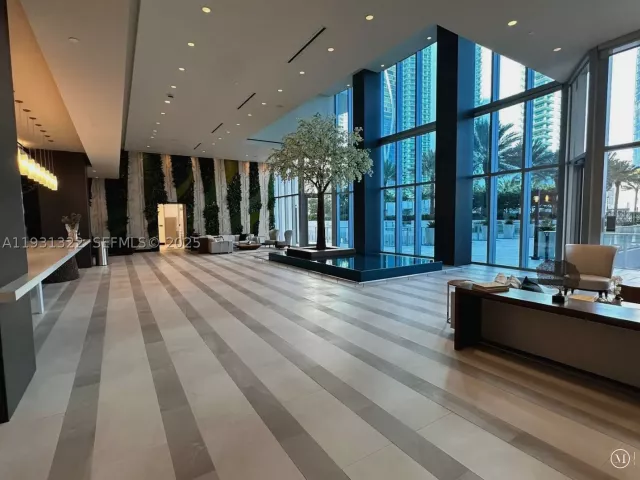 3-bedroom condo for sale in Miami - 851 NE 1st Ave 2212 - MondialRealty