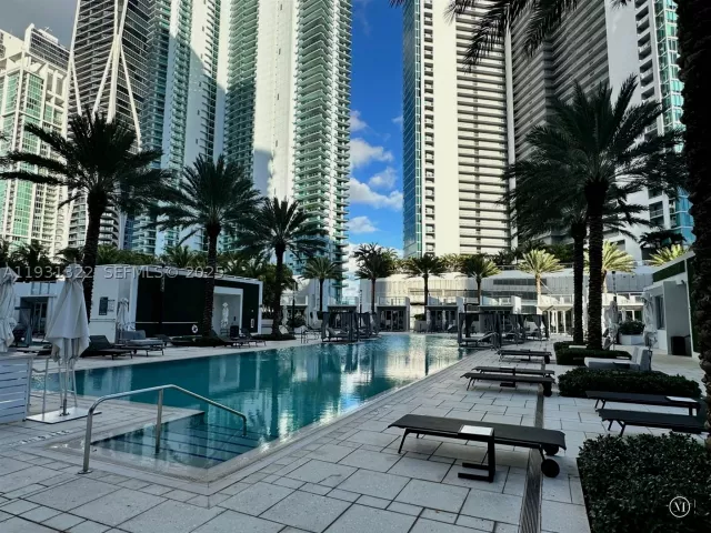 3-bedroom condo for sale in Miami - 851 NE 1st Ave 2212 - MondialRealty