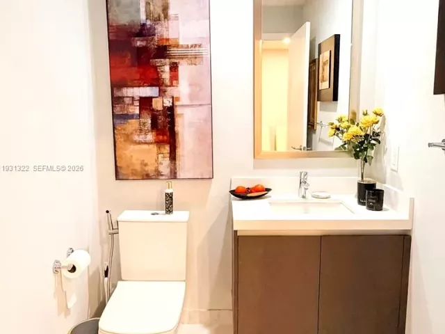 3-bedroom condo for sale in Miami - 851 NE 1st Ave 2212 - MondialRealty