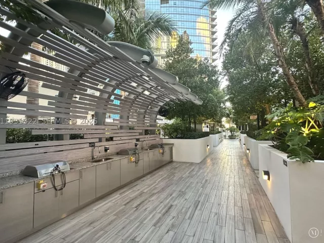 3-bedroom condo for sale in Miami - 851 NE 1st Ave 2212 - MondialRealty