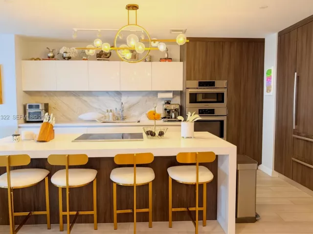 3-bedroom condo for sale in Miami - 851 NE 1st Ave 2212 - MondialRealty