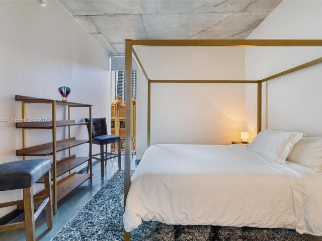 Apartment for rent  Unit #401 - photo 6906936