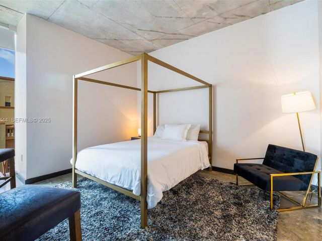 Apartment for rent  Unit #401 - photo 6906937