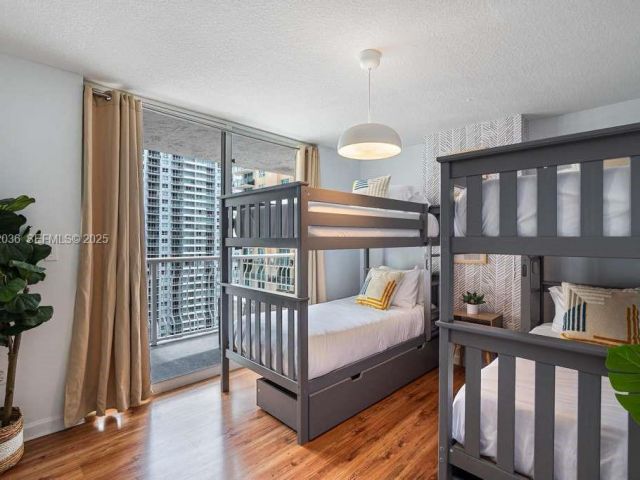 Apartment for sale  Unit #2202 - photo 6906577