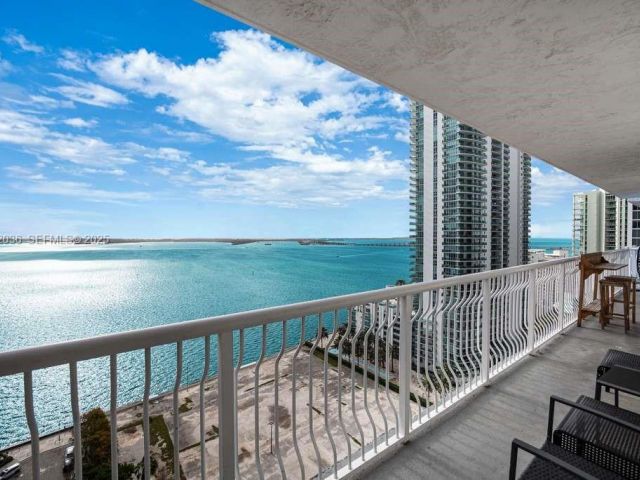 Apartment for sale  Unit #2202 - photo 6906593