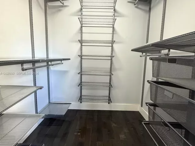 2-bedroom home for rent in North Miami - 1975 Sans Souci Blvd 0 - MondialRealty