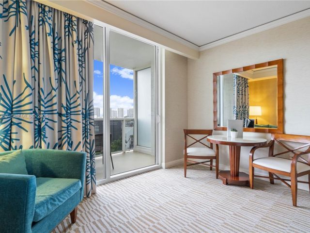 condo for sale in Sunny Isles Beach - 18001 Collins ave 616 - MondialRealty
