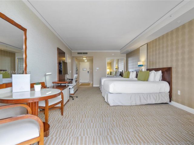 condo for sale in Sunny Isles Beach - 18001 Collins ave 616 - MondialRealty
