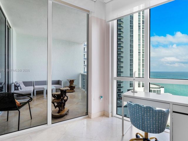 Apartment for sale  Unit #904 - photo 6908016