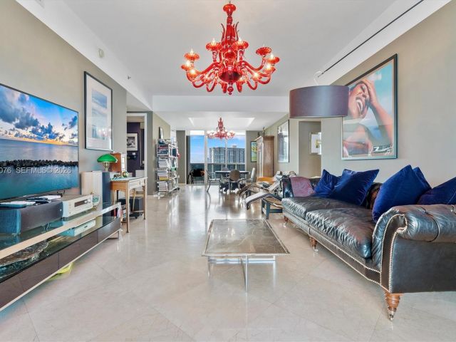 Apartment for sale  Unit #904 - photo 6908029