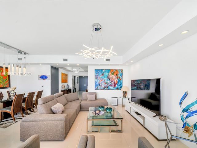 Apartment for sale  Unit #701 - photo 6907963