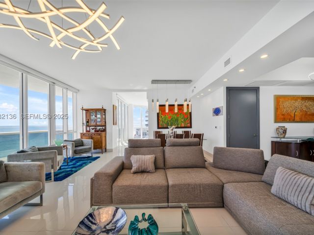 3-bedroom condo for sale in Sunny Isles Beach - 16001 Collins Ave 701 - MondialRealty