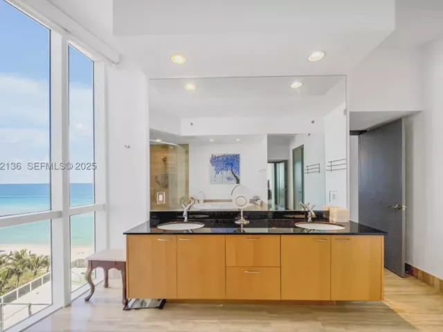 3-bedroom condo for sale in Sunny Isles Beach - 16001 Collins Ave 701 - MondialRealty