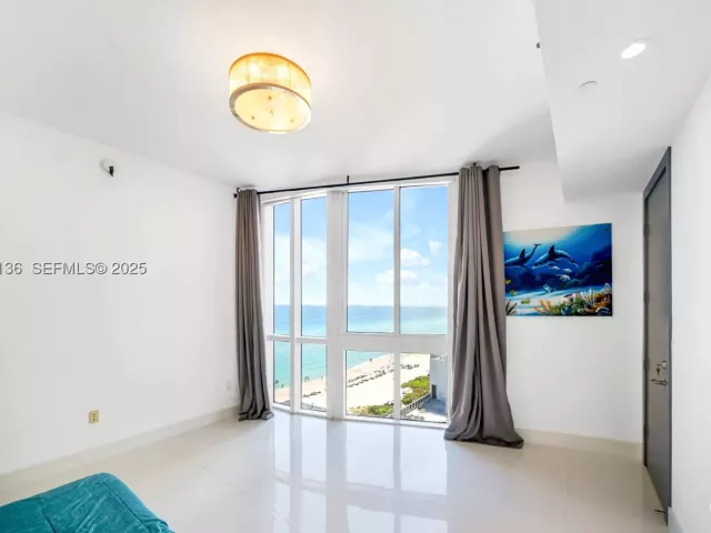 3-bedroom condo for sale in Sunny Isles Beach - 16001 Collins Ave 701 - MondialRealty