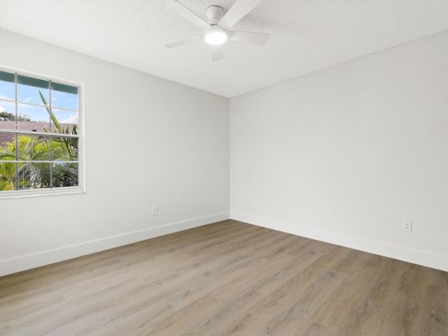 Home for sale at 5115 Coronado Ridge - photo 6910098