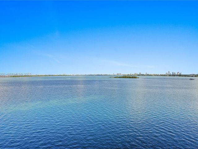 Apartment for rent  Unit #602 - photo 6907398