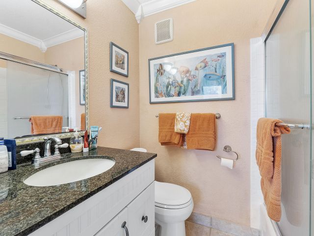 Home for rent at 2725 NE 15th Street - photo 6907605