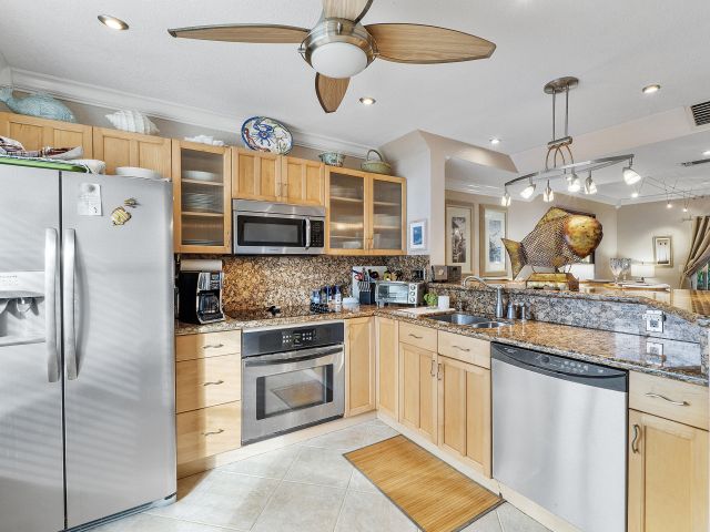 Home for rent at 2725 NE 15th Street - photo 6907616