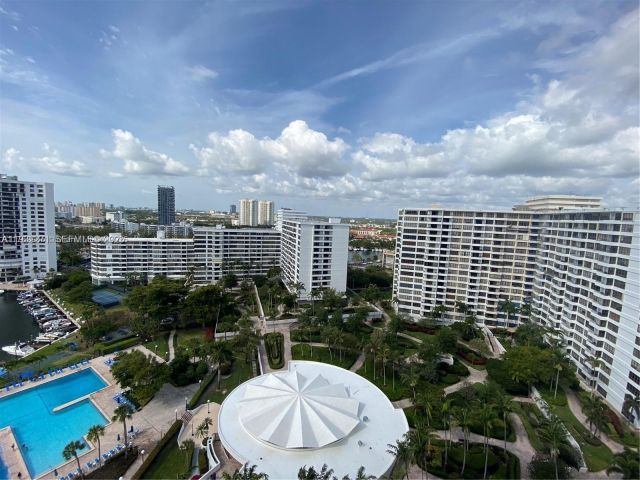 2-bedroom condo for sale in Hallandale Beach - 2500 Parkview Dr 1920 - MondialRealty