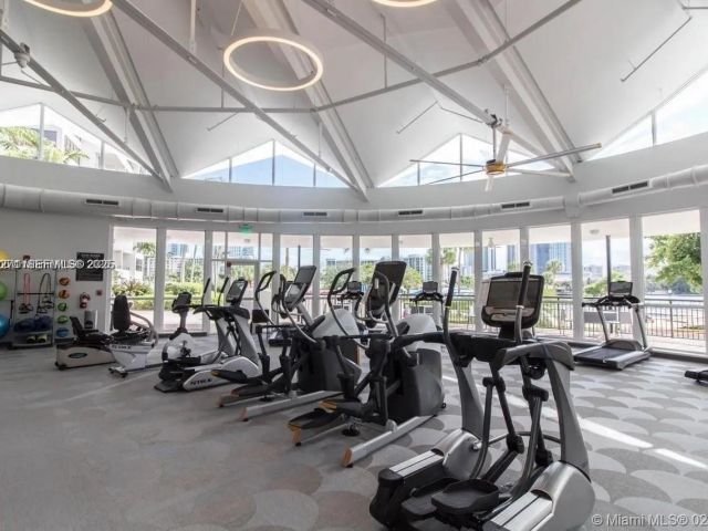 2-bedroom condo for sale in Hallandale Beach - 2500 Parkview Dr 1920 - MondialRealty