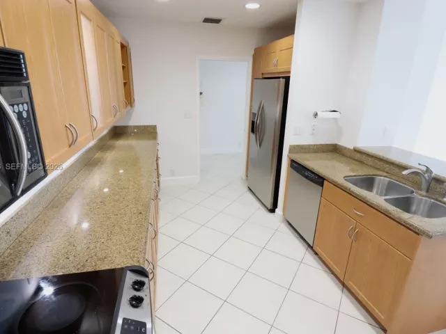 Apartment for rent  Unit #926 - photo 6924981
