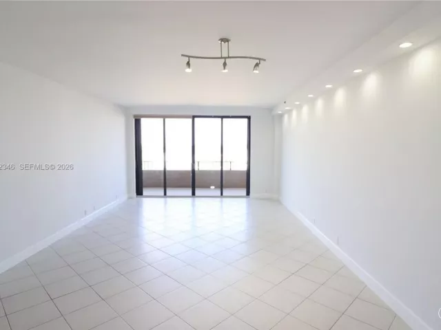 Apartment for rent  Unit #926 - photo 6924988