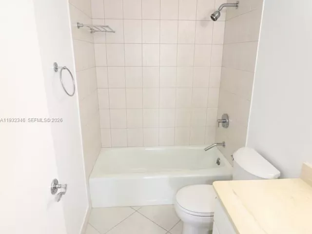 Apartment for rent  Unit #926 - photo 6924978