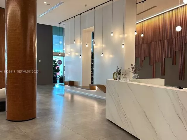 2-bedroom condo for sale in Miami - 350 S Miami Ave 2913 - MondialRealty