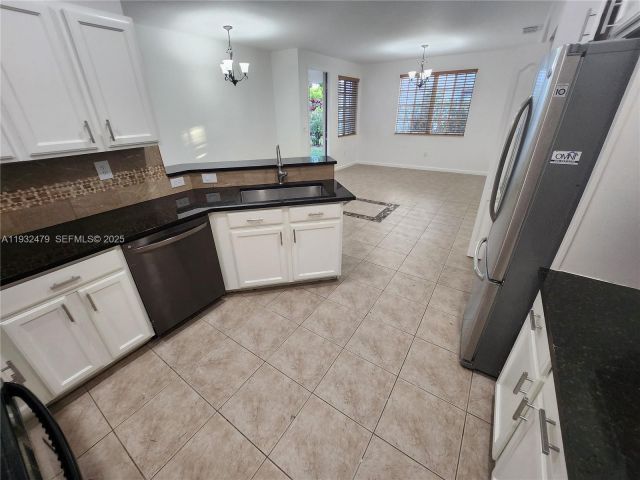 4-bedroom home for rent in Homestead - 13973 SW 276th Way - MondialRealty