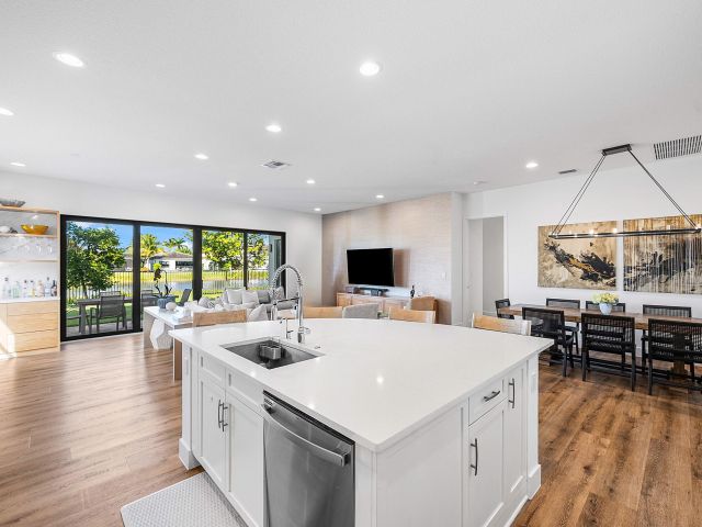 Home for sale at 8617 Tower Bridge Court - photo 6911819