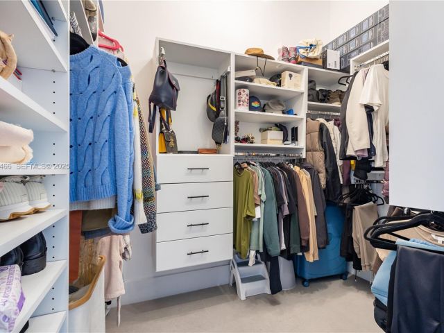 Apartment for sale  Unit #304 - photo 6918635