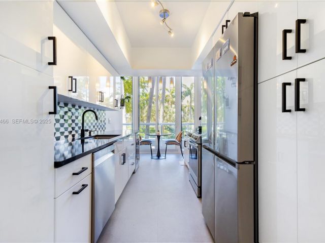 Apartment for sale  Unit #304 - photo 6918642