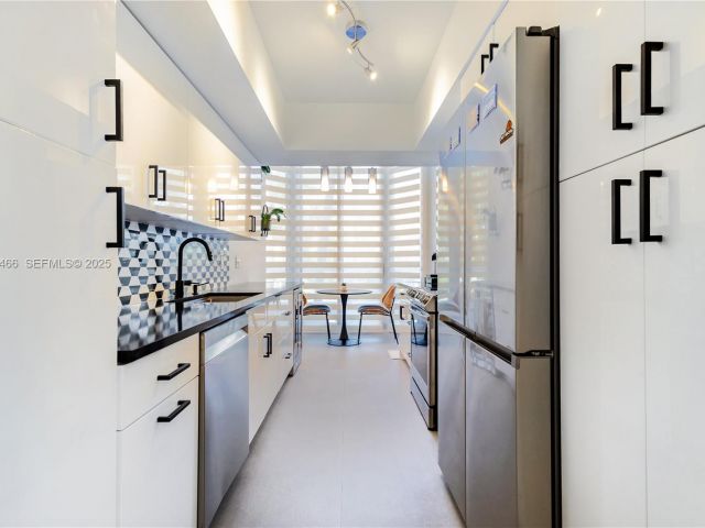 Apartment for sale  Unit #304 - photo 6918643