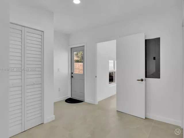 2-bedroom home for rent in Delray Beach - 107 Central Ave - MondialRealty